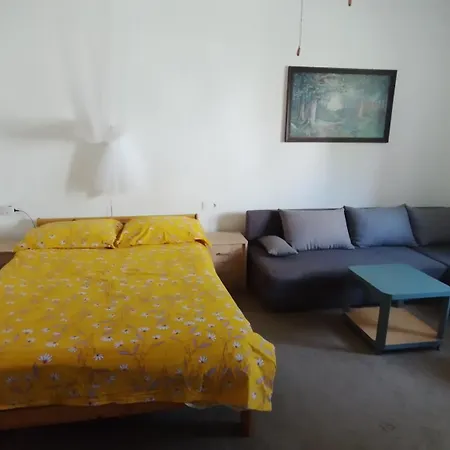 Hisa Tarka Dobrovnik